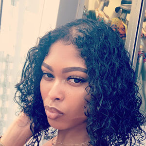 Meet your Posher, Jada